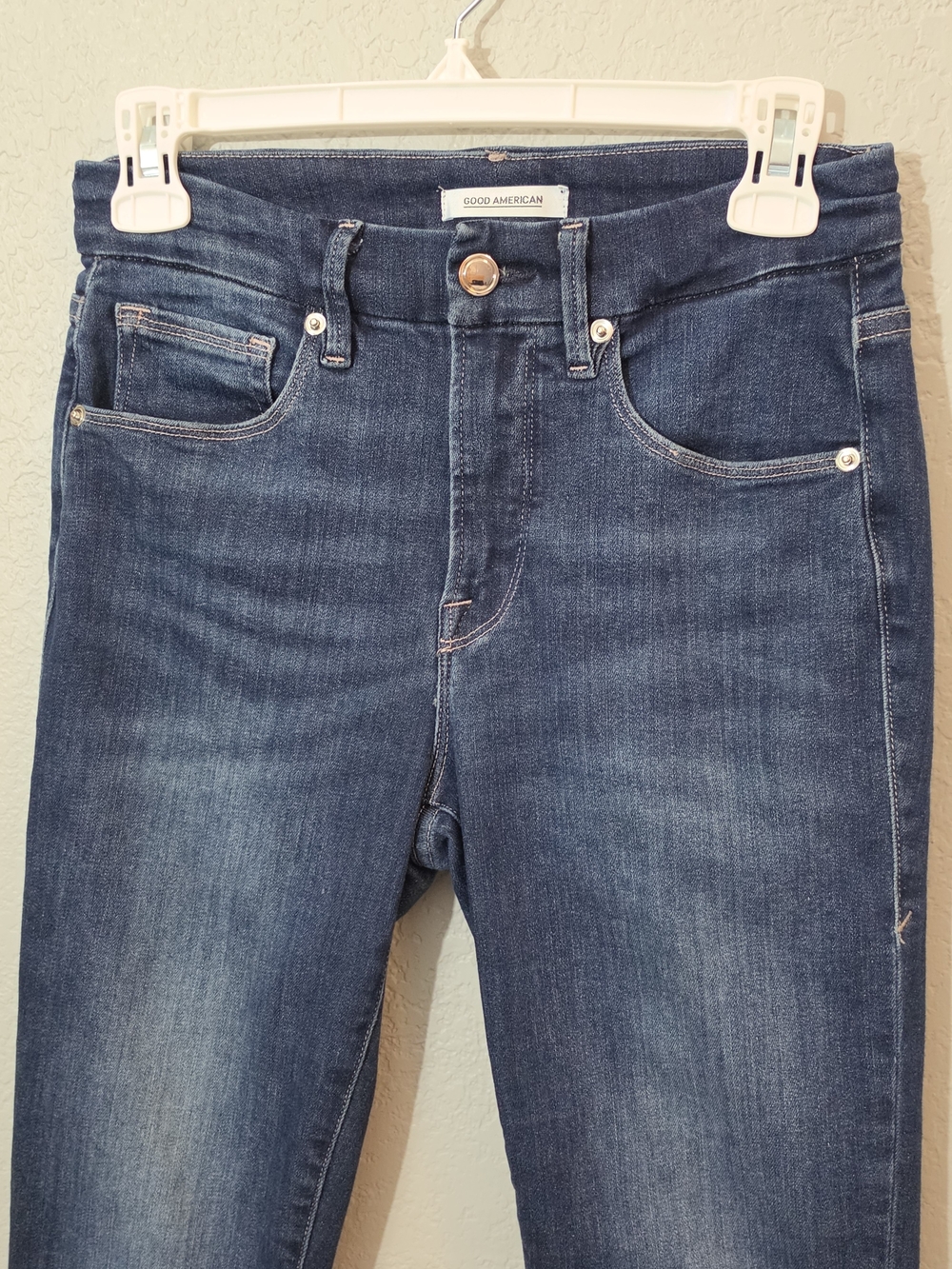 Good American Good Legs Crop Skinny Jeans Dark Wash Mid Rise Womens 4 - Picture 2 of 8